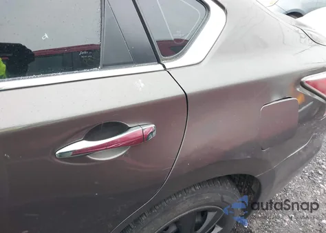 2015 Nissan Altima 2.5 z USA, uszkodzony, nr VIN 1N4AL3AP9FC181427